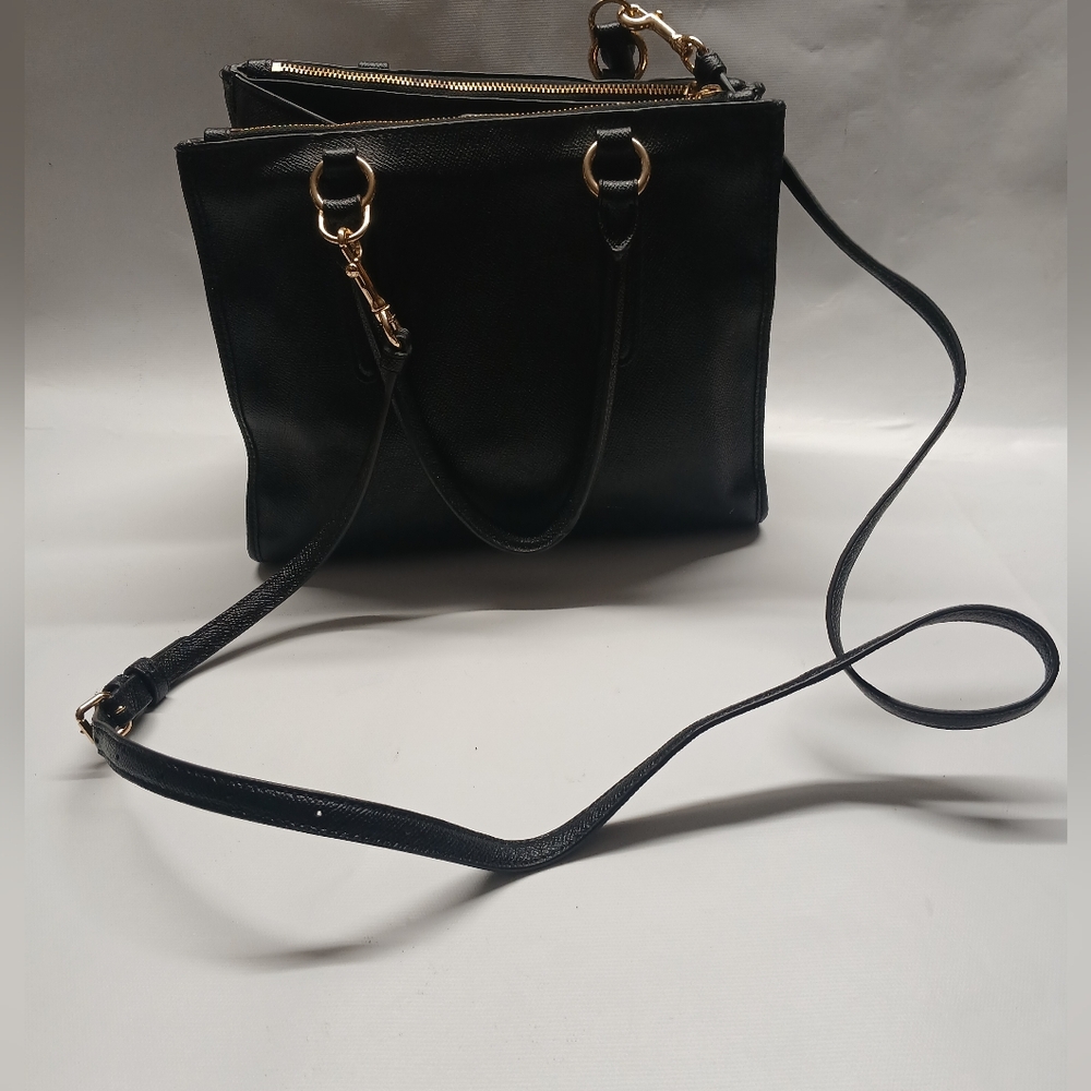 Coach Elegant Black Leather Crossbody  Bag - Picture 2 of 16